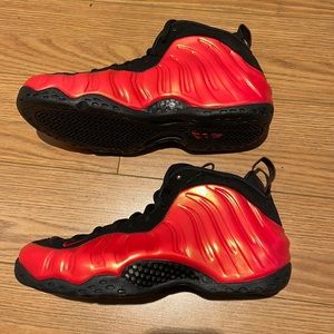 Nike foamposite habanero red size 10